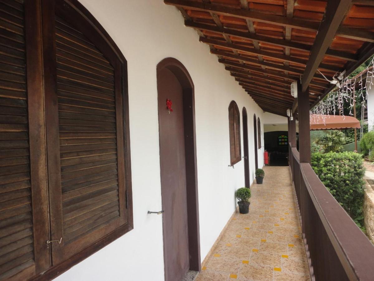 Suites E Flats E Ponto ปาราตี ภายนอก รูปภาพ